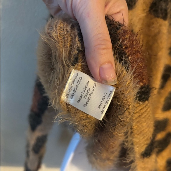 Show Me Your Mumu Women's Cheetah Fever Sweater - Picture 4 of 7